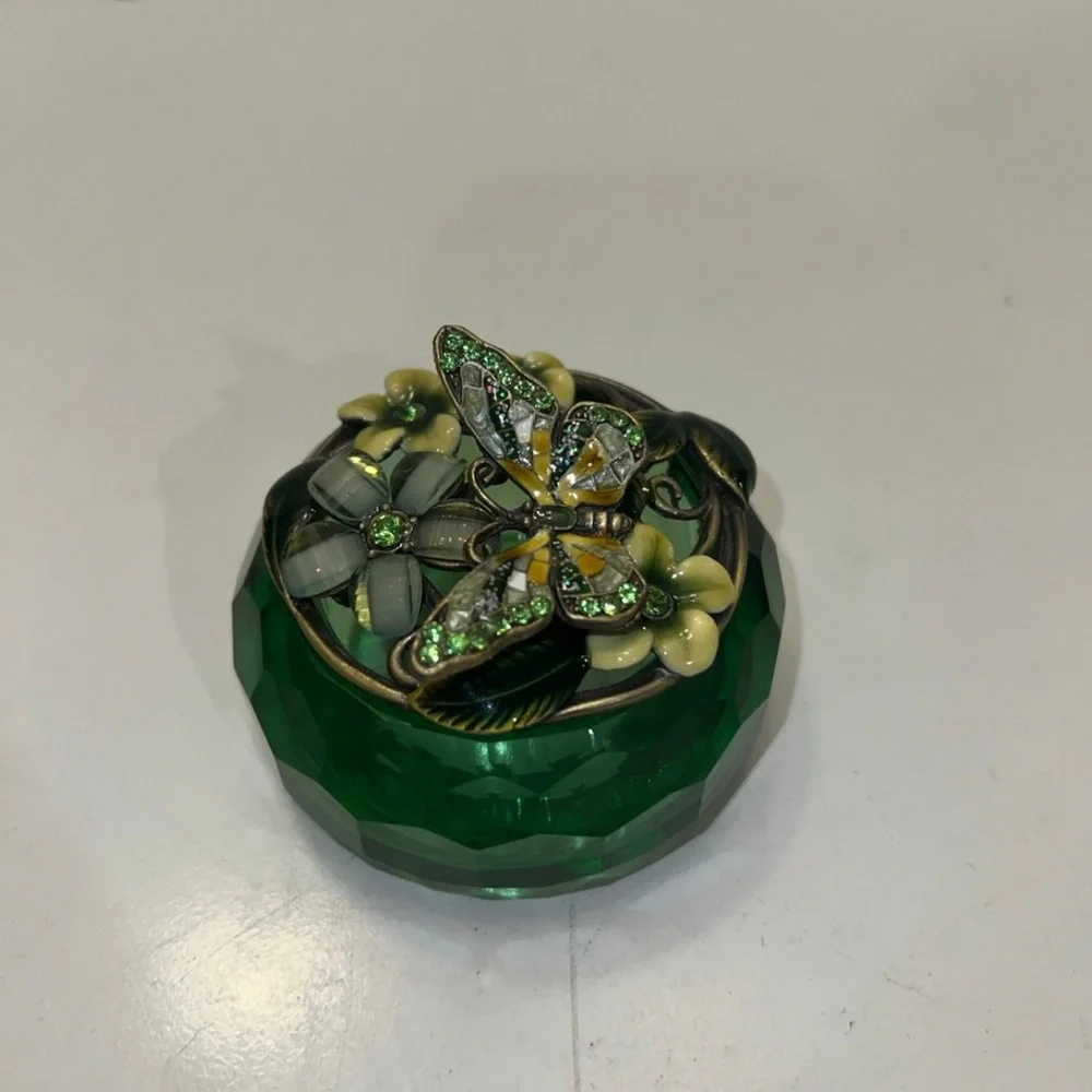 Flower/ butterfly green jewelry trinket